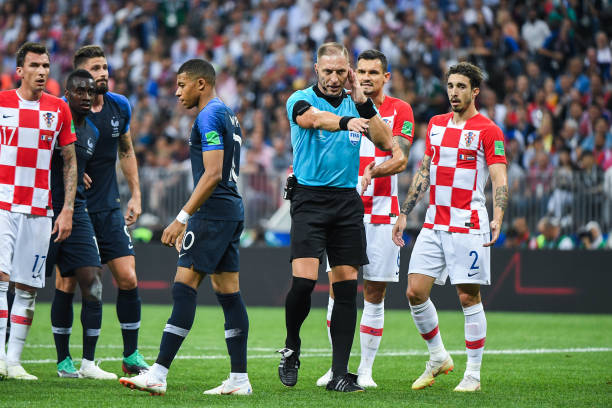 仅仅是一场 仅仅是一场