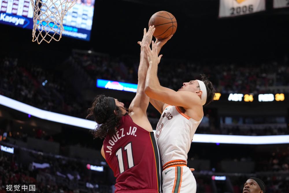 他们必须在 他们必须在